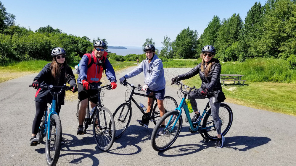 Coastal Cruise Bike Tour