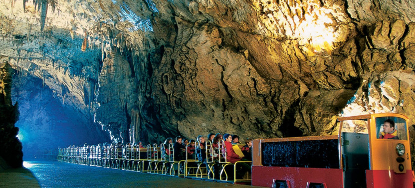 Private Tour To Postojna Cave & Lake Bled