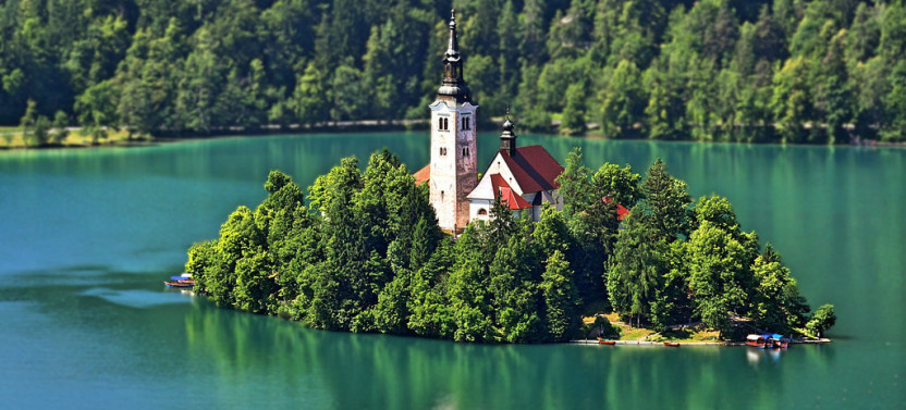 Private Tour To Postojna Cave & Lake Bled