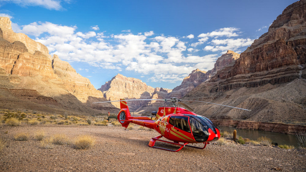 The 6 Best Grand Canyon Helicopter Tours for 2023