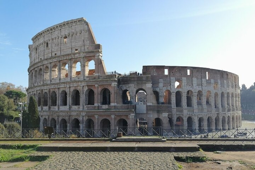Colosseum, Roman Forum, and Palatine Hill - Private Tour