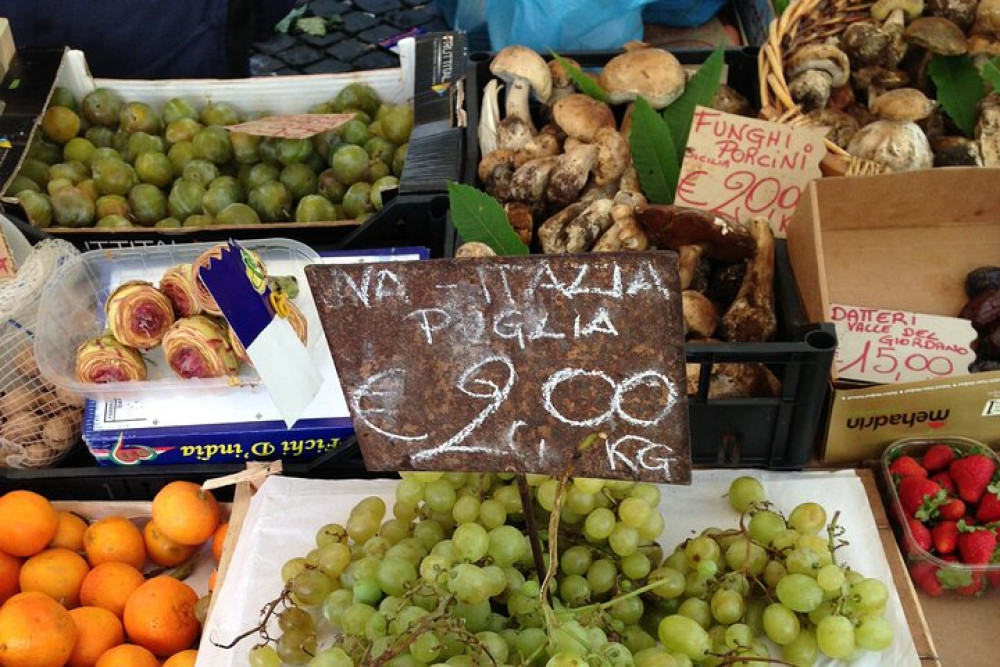 Rome: Private Food Walking Tour with Wine Tastings