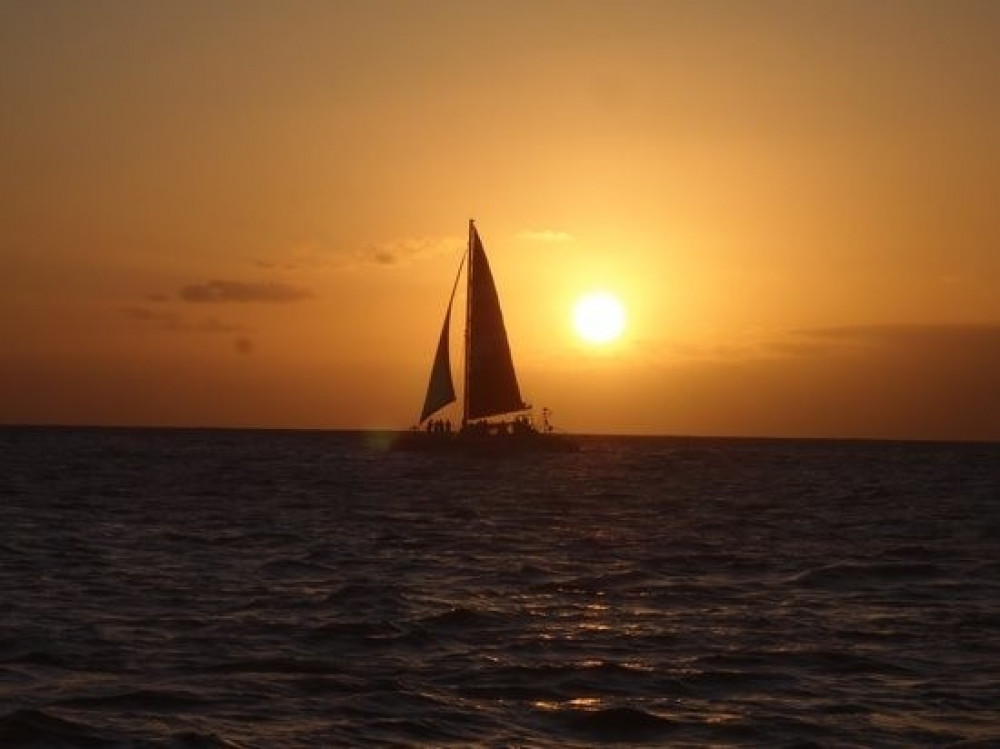 Private Exclusive Sunset Mai Tai Charter