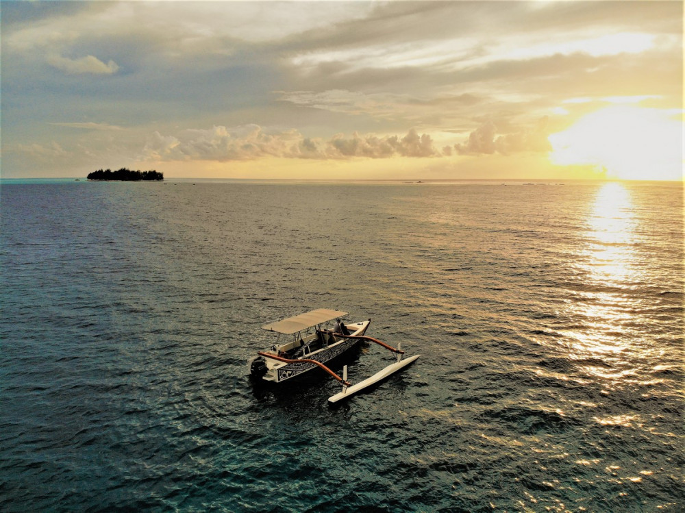 Private Sunset Cruise Tour & Romantic Dinner