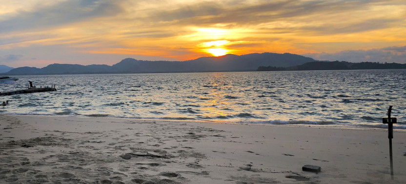 Phi Phi Island Private Boat Tour