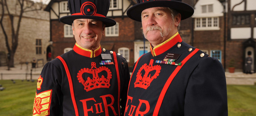 Crown Jewels of London with River Cruise