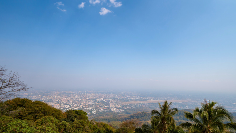 Private Chiang Mai: Doi Suthep & Wat Pha Lat by Local Red Truck 7:00AM