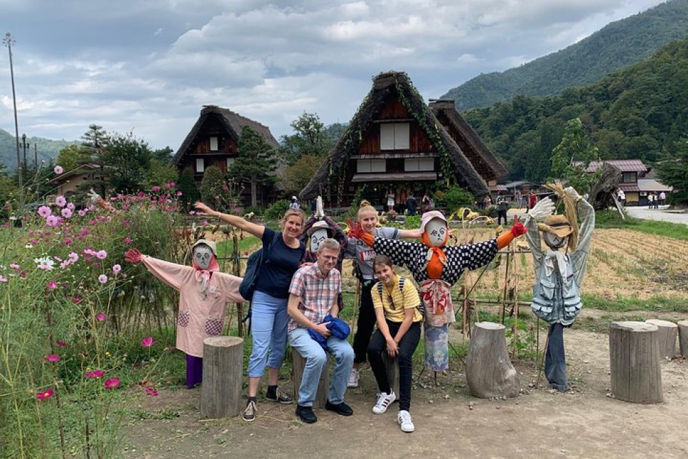 Takayama & Shirakawago: 2 Day Tour