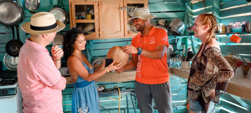Dominican Culture: Cooking, Coffee & Casa Typica