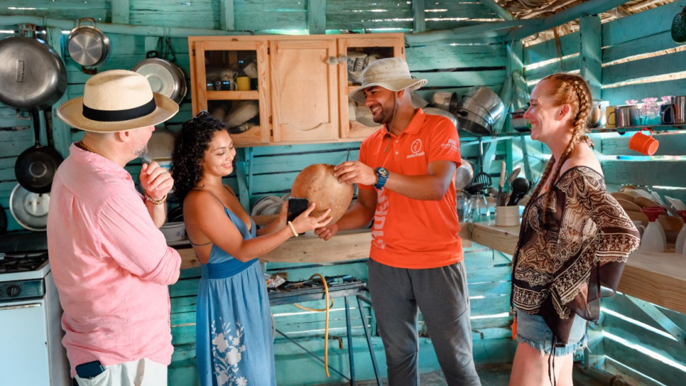 Dominican Culture: Cooking, Coffee & Casa Typica
