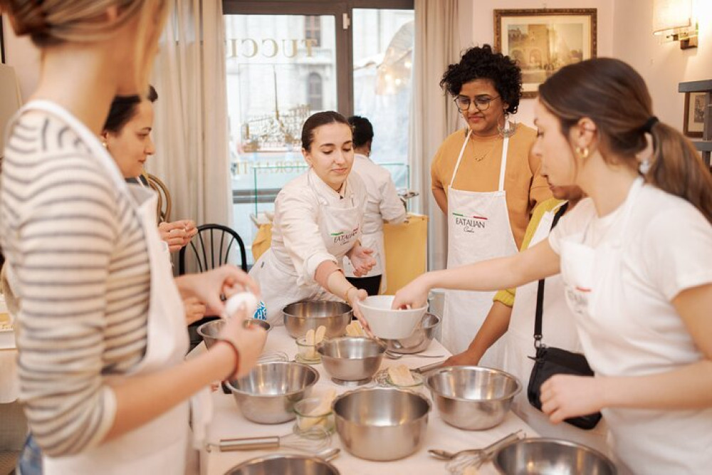 Pasta And Tiramisu Cooking Class In Rome, Piazza Navona