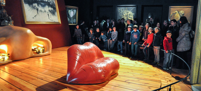 The Genius of Dalí and Medieval Girona Private Day Tour, photo 2 of 3