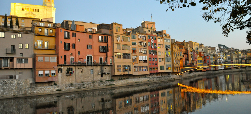 The Genius of Dalí and Medieval Girona Private Day Tour
