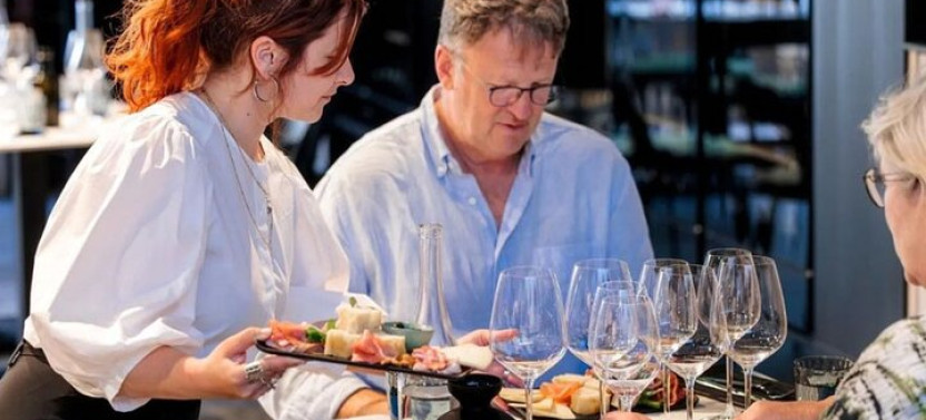 Evening Private Tour of Split and Blind Date with Wine