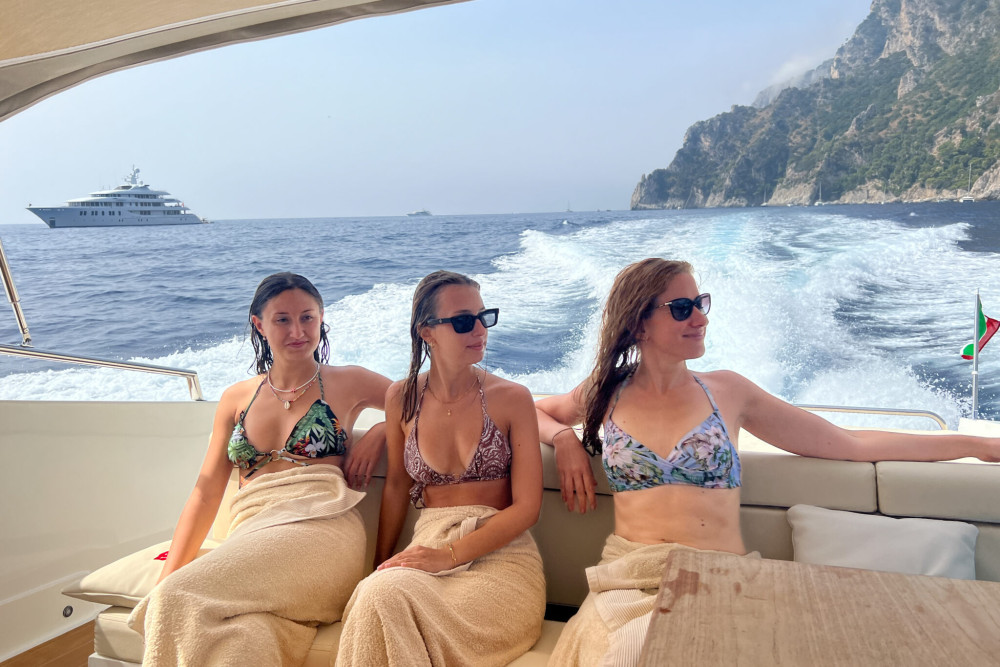 Private VIP Ischia & Procida Cruise on Azimut 62s