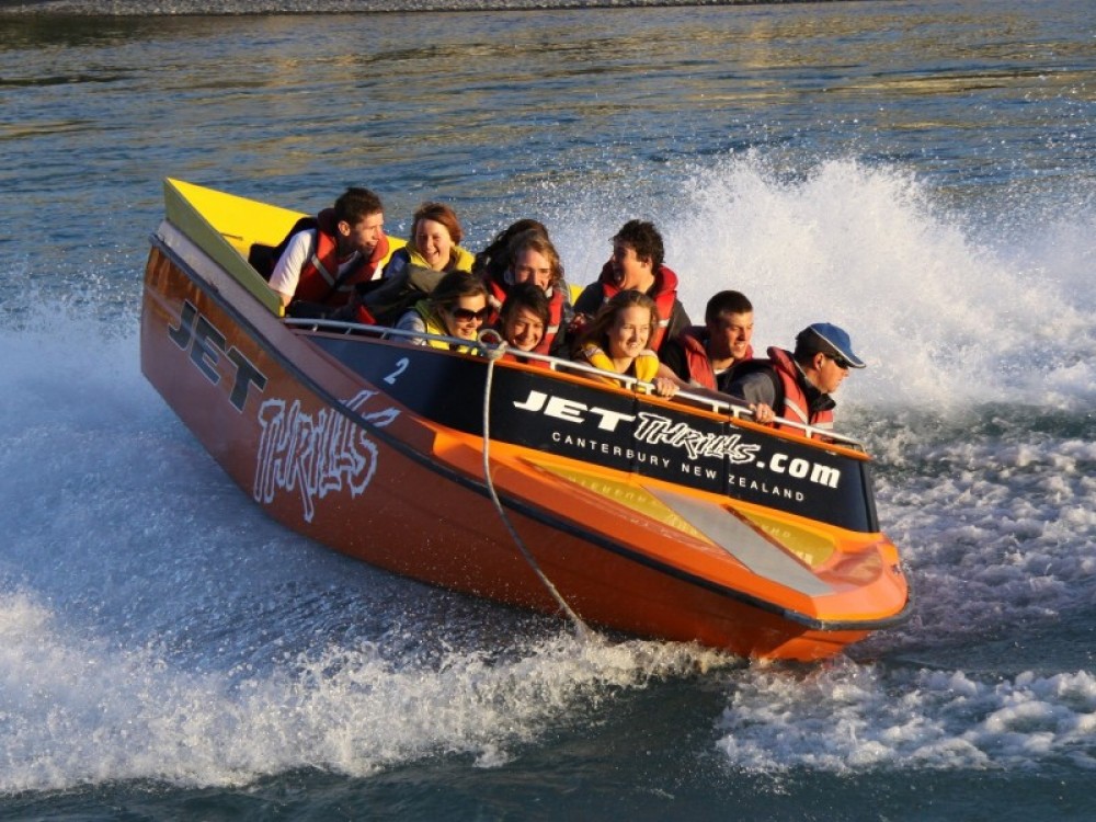 Christchurch Shore Excursion: Sightseeing with Jet Boating