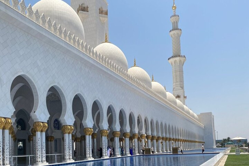 Private Abu Dhabi Layover Highlights Tour