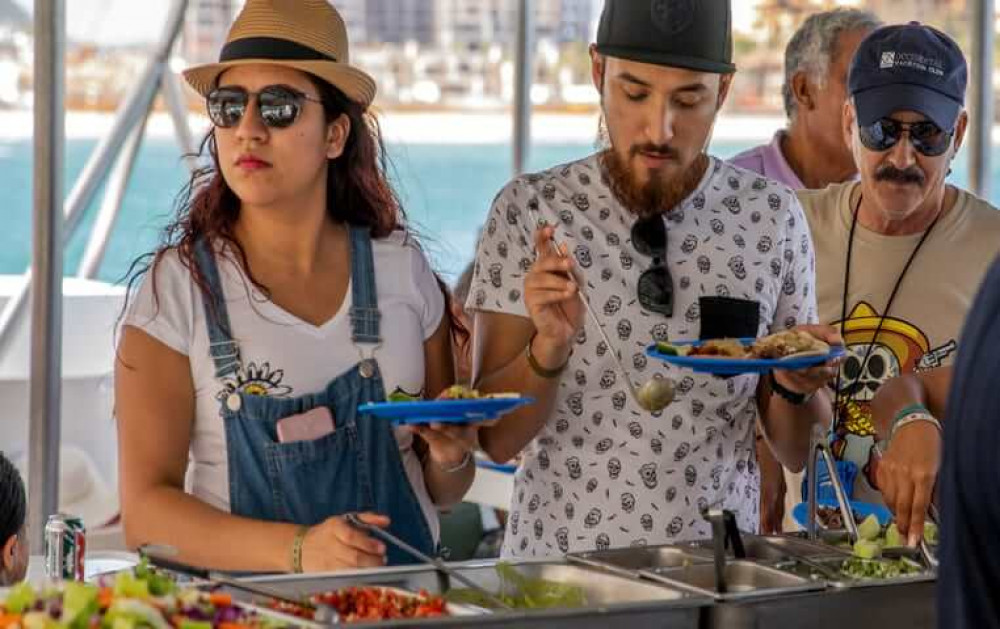 Cabo San Lucas Snorkel and City Tour Combo