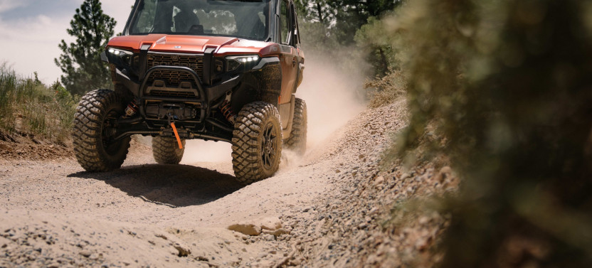 5-Seat Polaris Xpedition Rental