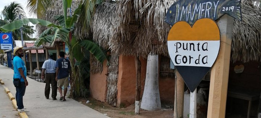 Roatan History, Culture and Wildlife Adventure