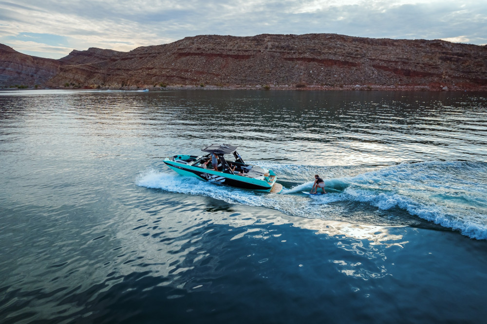 2 Hour Boat Rental in Quail Creek Reservoir