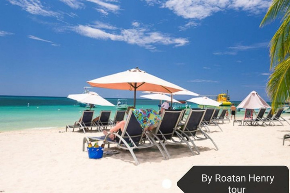 Roatan Sun And Fun Beach Break