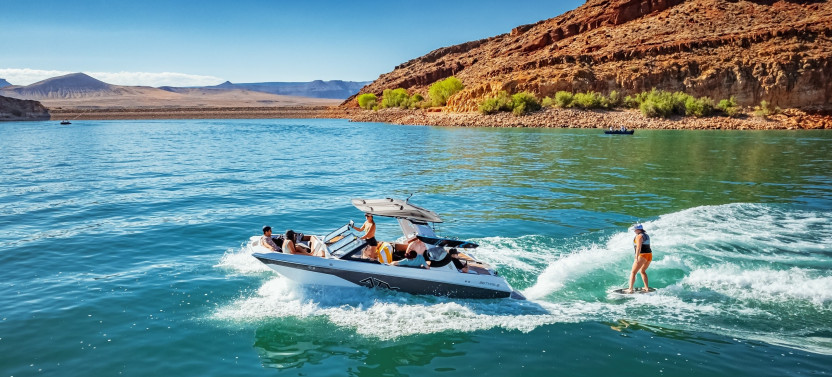 8 Hour Boat Rental in Quail Creek Reservoir