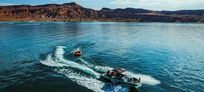 2 Hour Captained Boat Tour in Quail Creek Reservoir