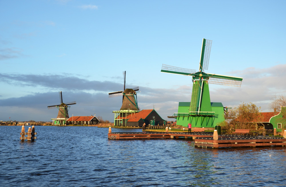 Zaanse Schans Windmill Village with Cheese Tasting & Clog Factory