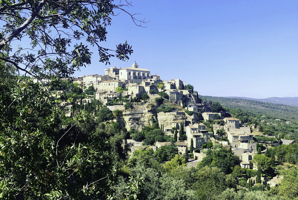 The Hilltop Villages of the Luberon - Gordes, Roussillon And Lourmarin