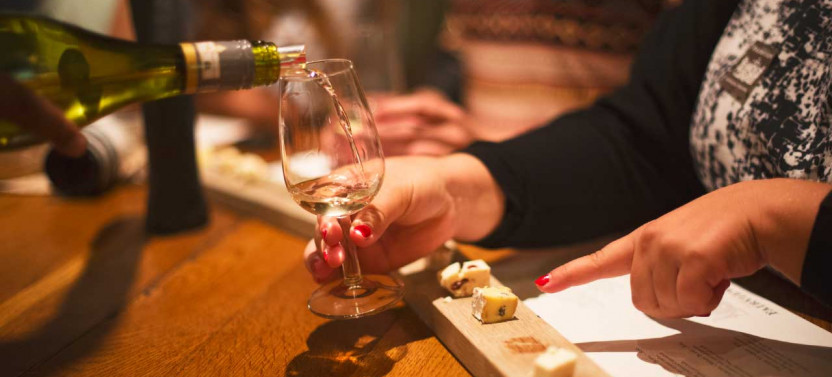 Taste the Cape Winelands & Wine Tram Tour