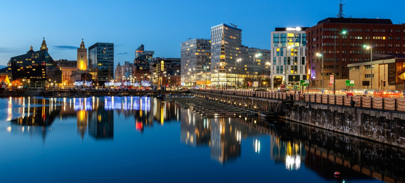 Liverpool: The Beatles and Waterfront Walking Tour