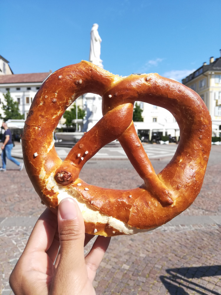 Bolzano Food Tour -Eat, Learn and have fun with a Local