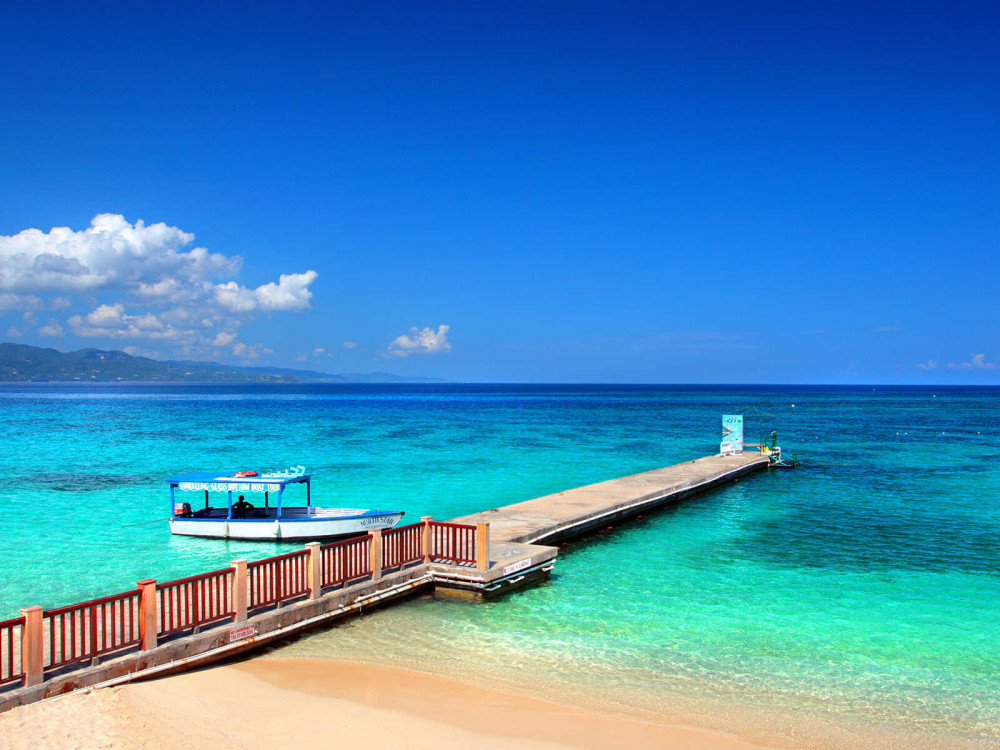 Private Doctor's Cave Beach & Snorkeling Montego Bay Project Expedition