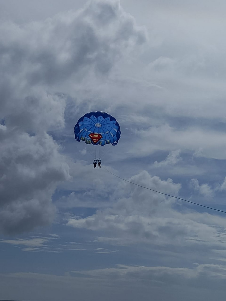 Private Parasailing/Blue Hole Mineral Spring/7 Mile Beach