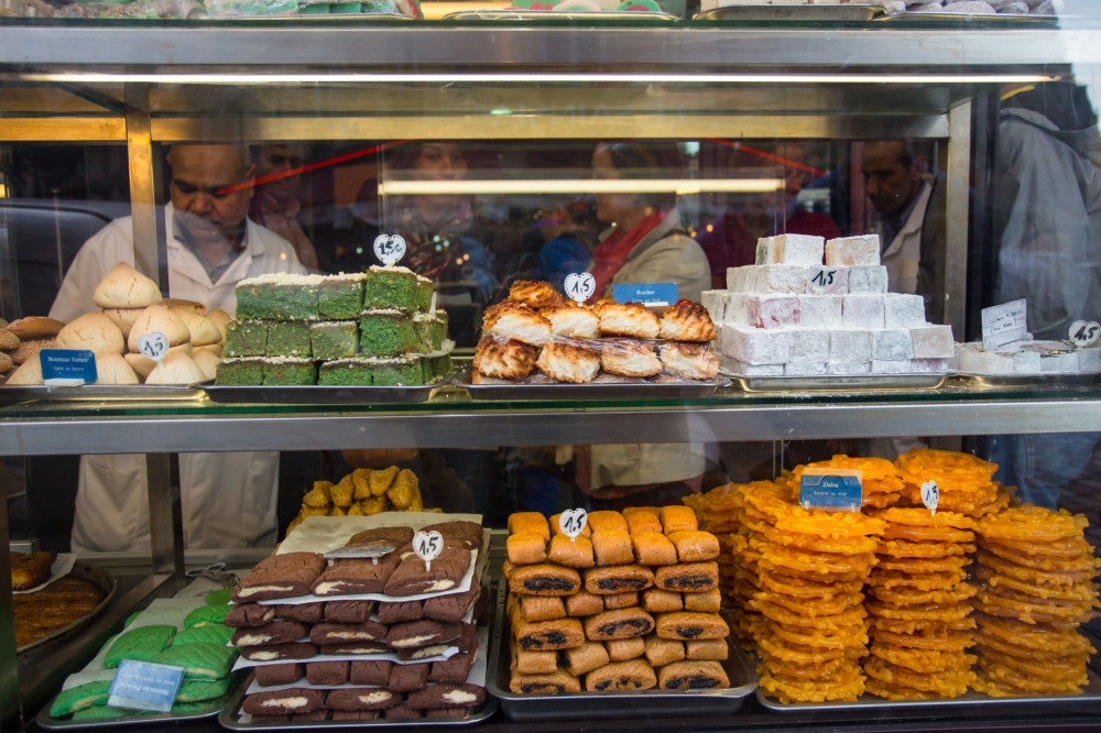 Marseille Traditional Food Tour - Eat, Learn and have fun with a Local