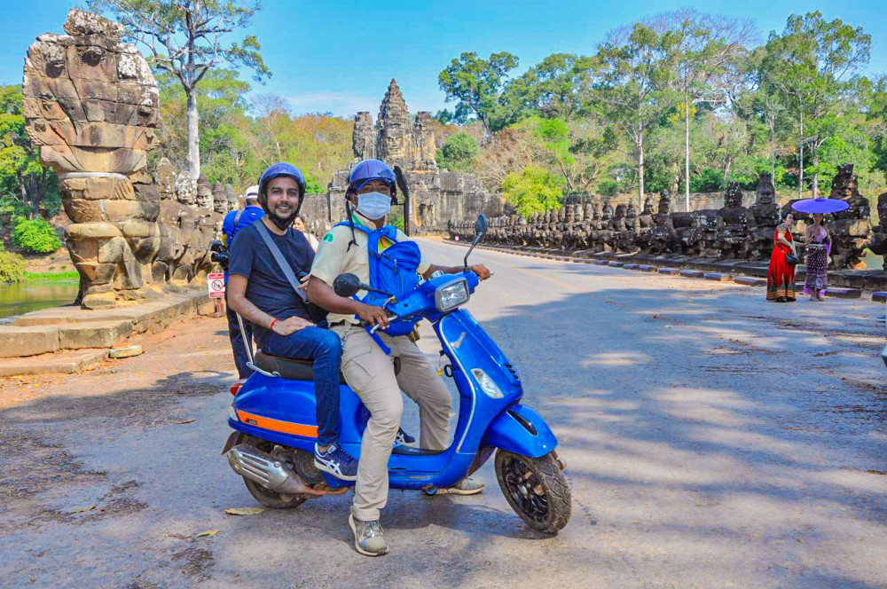 Angkor Temples Vespa Tour