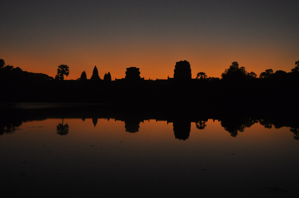 Angkor Sunrise Private Vespa Tour