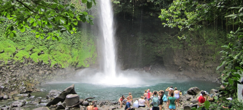 Natwell Pack: Volcano Hike + Fortuna Waterfall