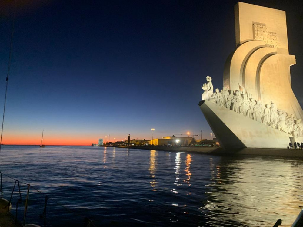 Under the Stars Night Sailing Tour in Lisbon