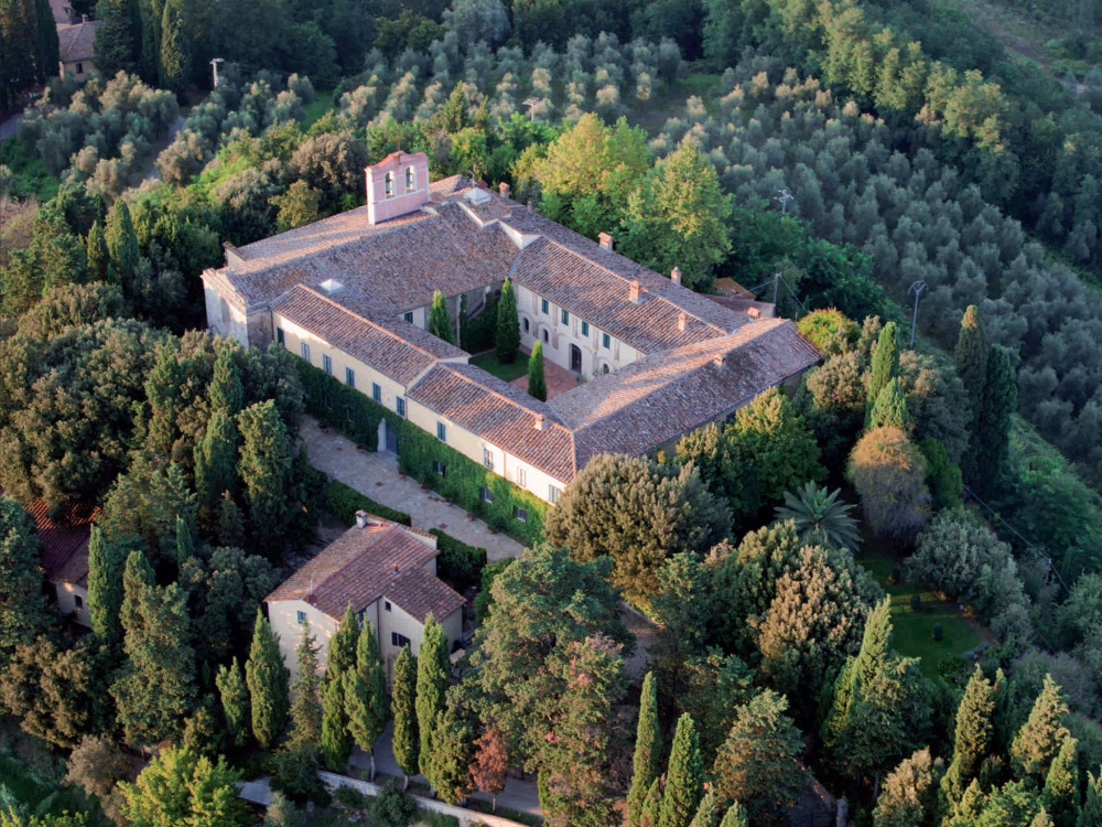 Group Abbey Tour, Wine Tasting and Light Lunch near Pisa