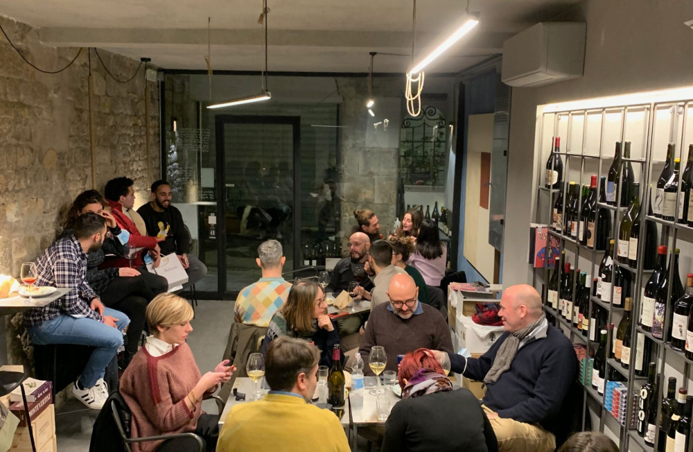 Small Group: Wine Tasting with Local Bites in Pisa