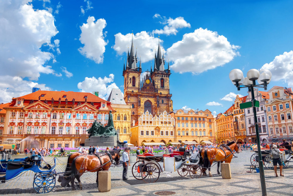 Discovering Prague City Tour - Prague | Project Expedition