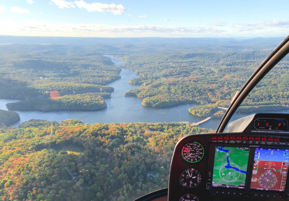 Private Fall Foliage Helicopter Tour From Westchester for 2-6 People