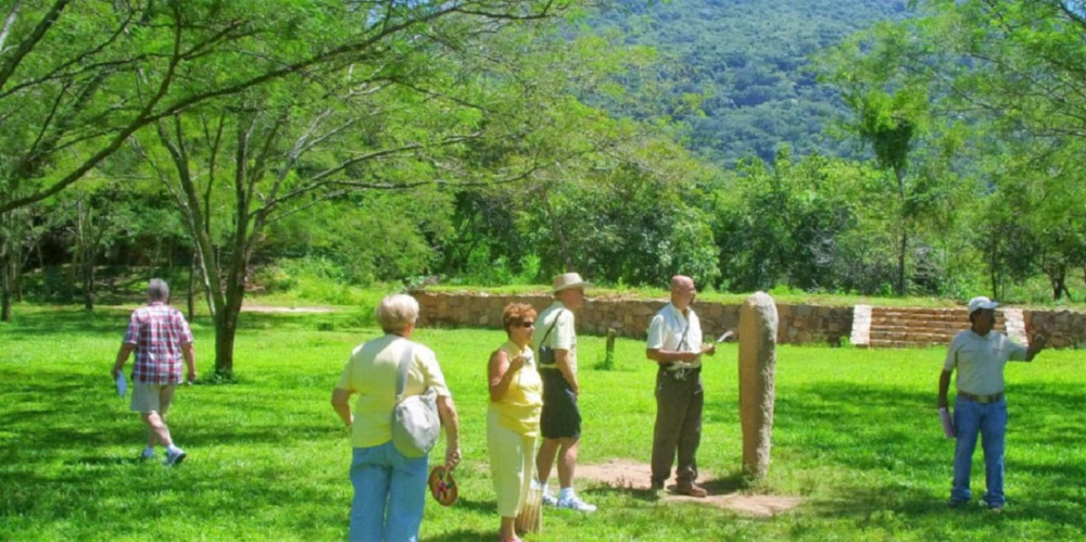 Tehuacalco Archaeological Zone Tour from Acapulco