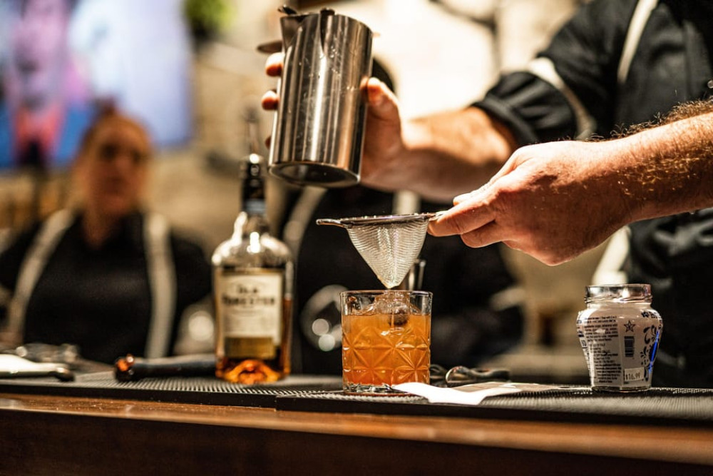 Amsterdam: Ludwig's Exclusive Rooftop Bar Crawl