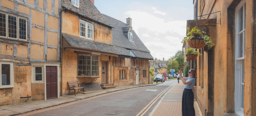 Private Expert-led Cotswolds Day Tour from Oxford