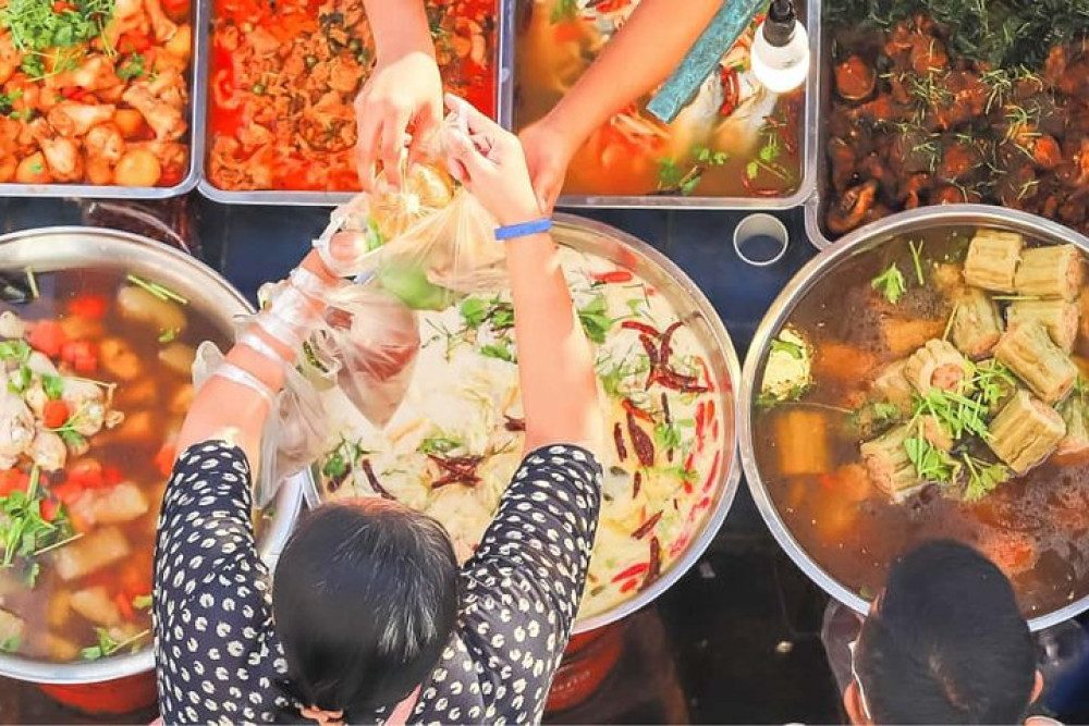 Private Chiang Mai Night Market Street Food Tour