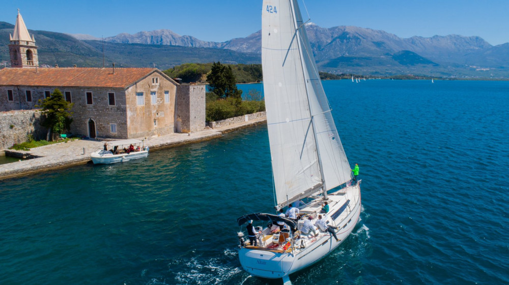 Boka Bay Sailing Tour