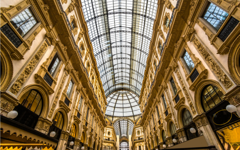 Royal Highlights Of Milan Self-Guided Game Tour